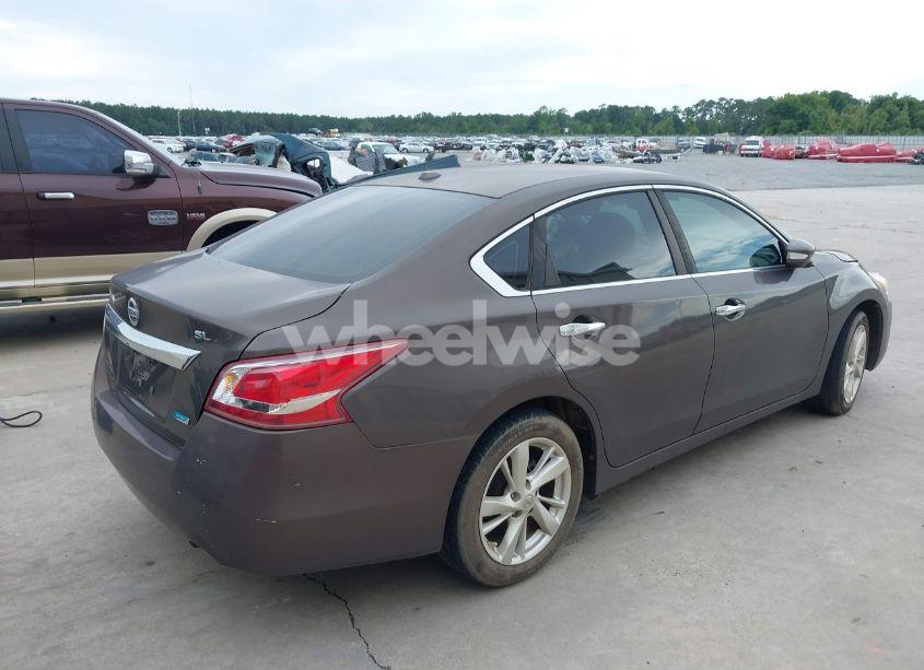 Photo 4 of 2013 Nissan Altima 2.5 SL (VIN 1N4AL3AP5DN409151)