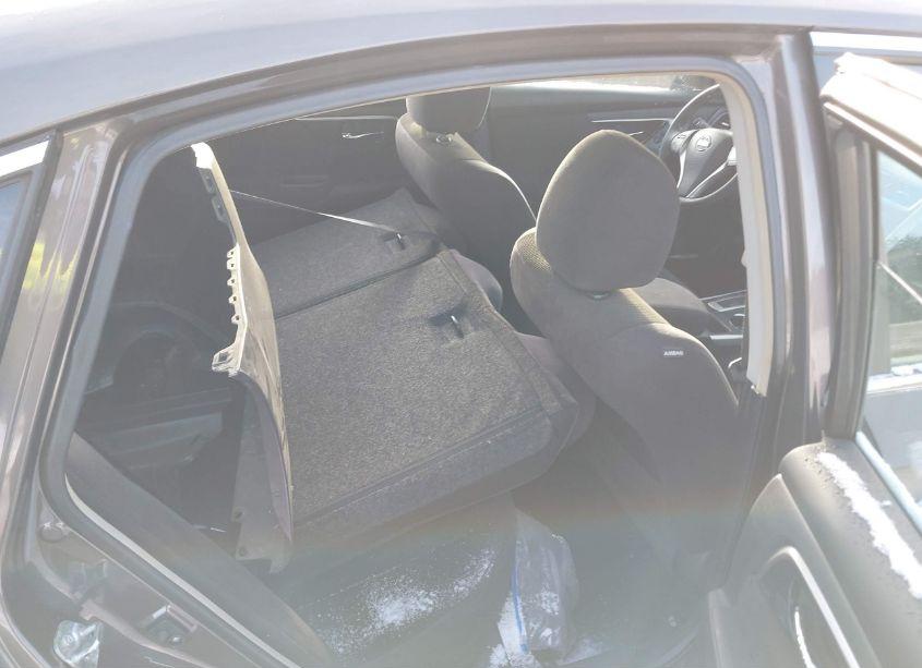 Photo 8 of 2013 Nissan Altima 2.5 (VIN 1N4AL3AP5DN420750)