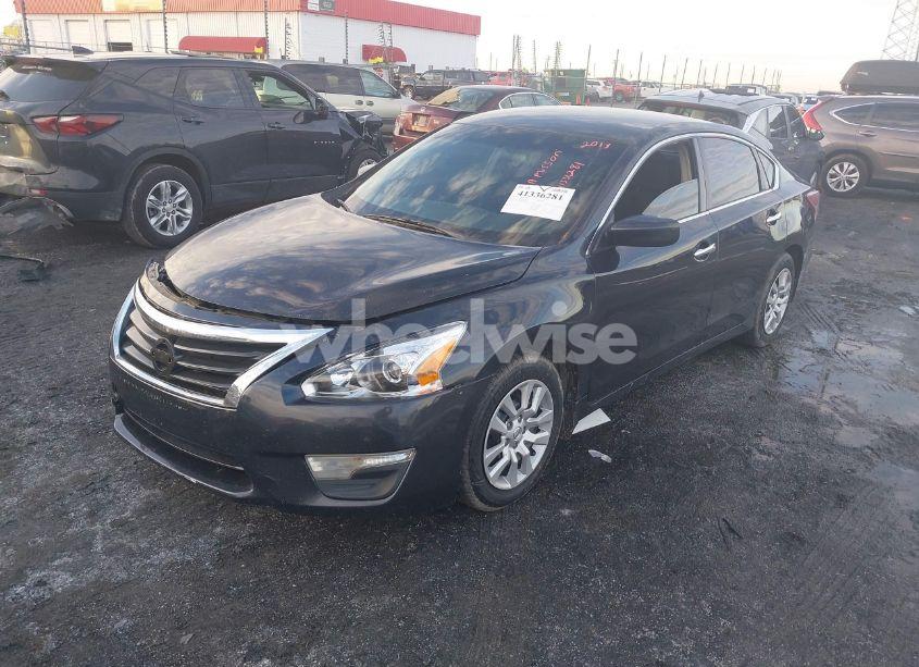 Photo 2 of 2013 Nissan Altima 2.5 S (VIN 1N4AL3AP5DN421090)