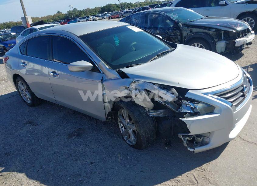 2013 Nissan Altima 2.5 SV (VIN 1N4AL3AP5DN440383) main photo