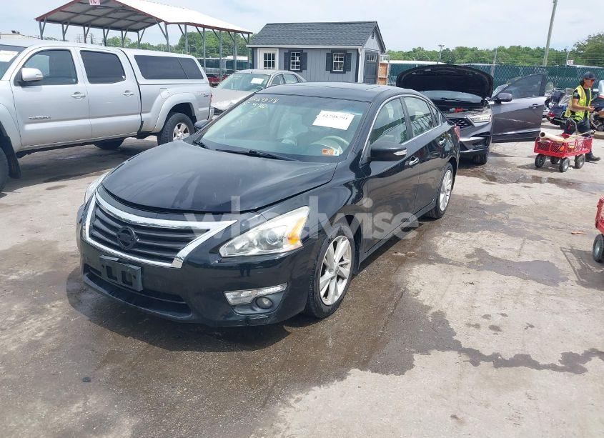 Photo 2 of 2013 Nissan Altima 2.5 SL (VIN 1N4AL3AP5DN464750)