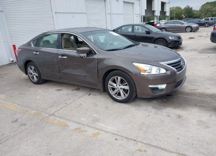 2013 Nissan Altima 2.5 SV (VIN 1N4AL3AP5DN484979) main photo