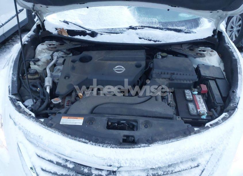 Photo 10 of 2013 Nissan Altima 2.5/2.5 S/2.5 SL/2.5 SV (VIN 1N4AL3AP5DN505944)