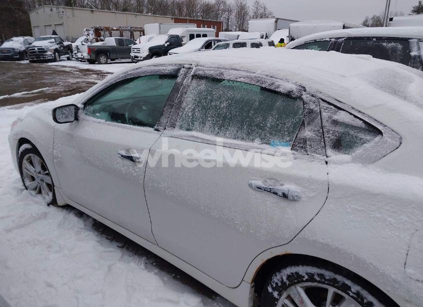 Photo 14 of 2013 Nissan Altima 2.5/2.5 S/2.5 SL/2.5 SV (VIN 1N4AL3AP5DN505944)