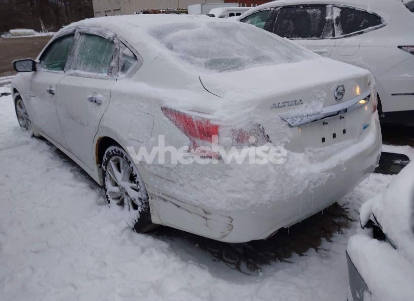 Photo 3 of 2013 Nissan Altima 2.5/2.5 S/2.5 SL/2.5 SV (VIN 1N4AL3AP5DN505944)