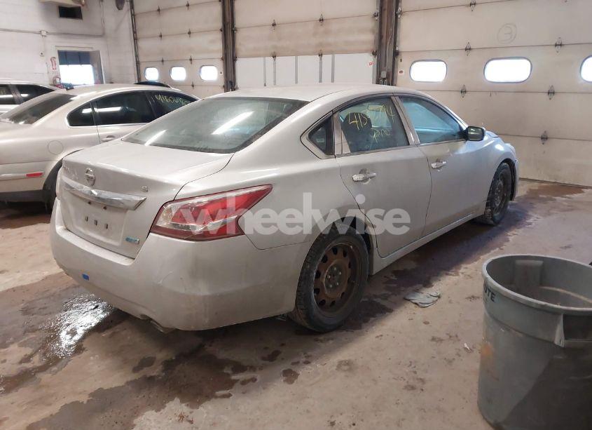 Photo 4 of 2013 Nissan Altima 2.5 S (VIN 1N4AL3AP5DN511193)