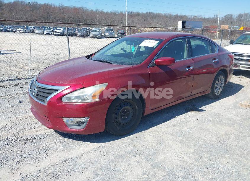 Photo 2 of 2013 Nissan Altima 2.5 S (VIN 1N4AL3AP5DN514918)