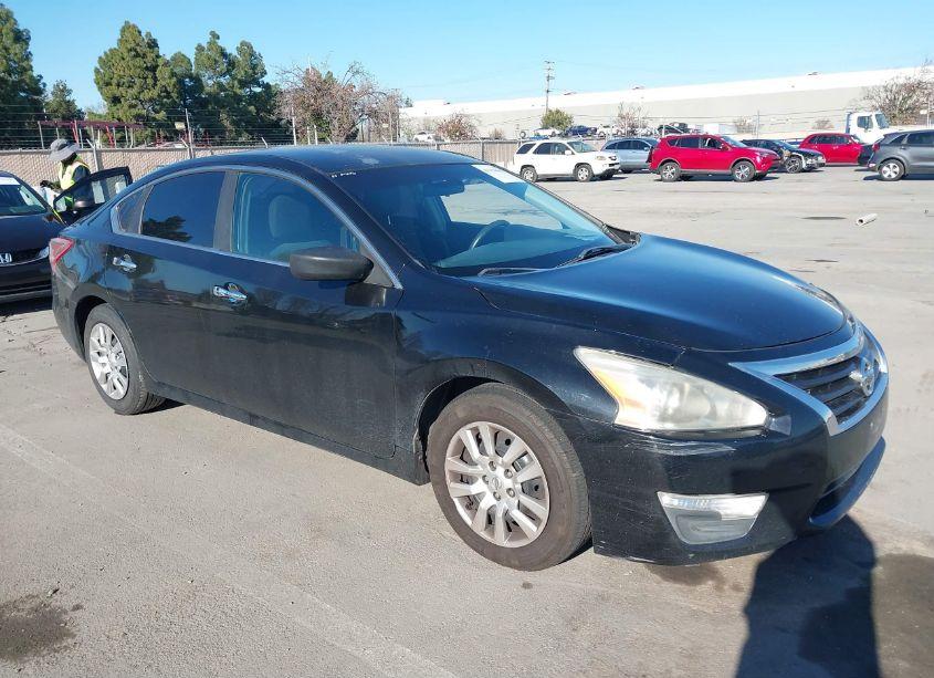 2013 Nissan Altima 2.5 S (VIN 1N4AL3AP5DN519083) main photo