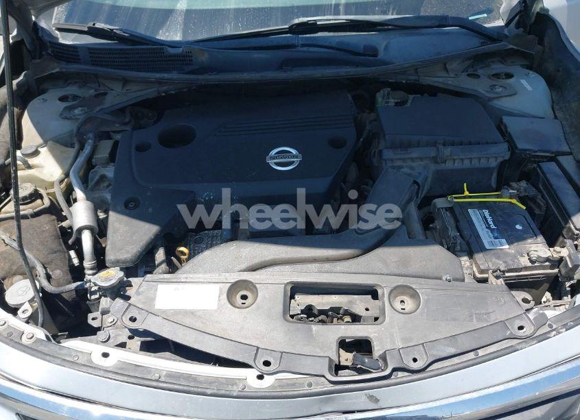 Photo 10 of 2013 Nissan Altima 2.5 S (VIN 1N4AL3AP5DN555274)