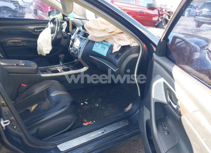 Photo 5 of 2013 Nissan Altima 2.5 SL (VIN 1N4AL3AP5DN556814)