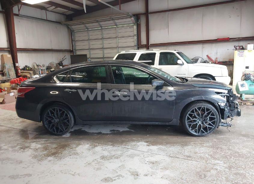 Photo 13 of 2013 Nissan Altima 2.5 S (VIN 1N4AL3AP5DN557543)