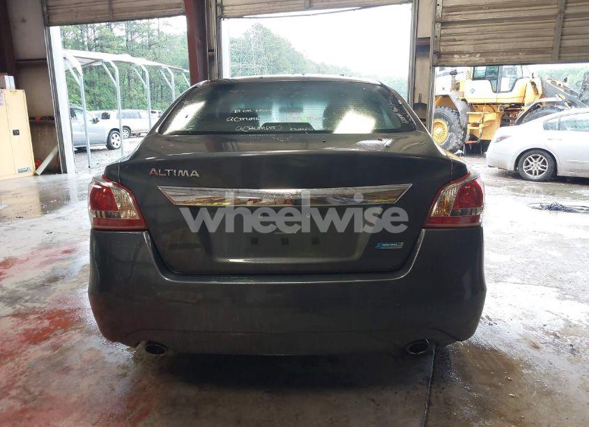 Photo 16 of 2013 Nissan Altima 2.5 S (VIN 1N4AL3AP5DN557543)