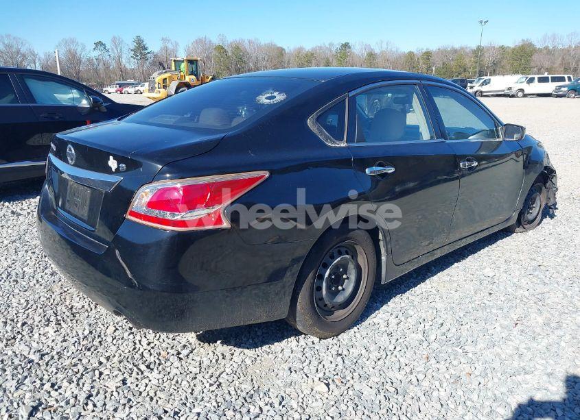 Photo 4 of 2013 Nissan Altima 2.5 S (VIN 1N4AL3AP5DN563665)