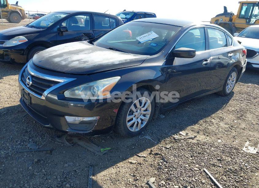 Photo 2 of 2014 Nissan Altima 2.5 S (VIN 1N4AL3AP5EC103449)