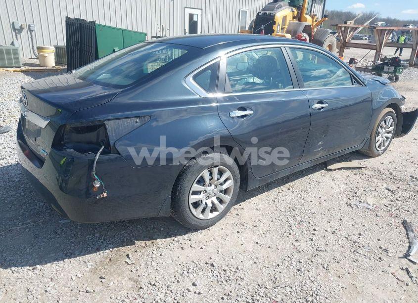 Photo 4 of 2014 Nissan Altima 2.5 S (VIN 1N4AL3AP5EC108392)