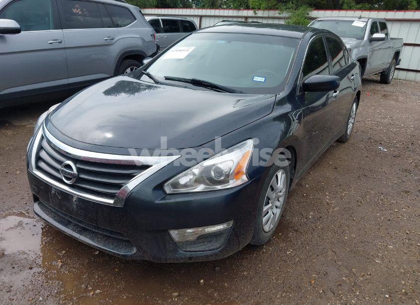 Photo 2 of 2014 Nissan Altima 2.5 S (VIN 1N4AL3AP5EC122129)