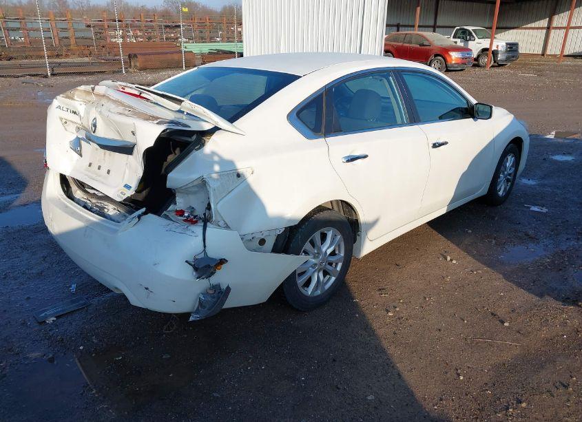 Photo 4 of 2014 Nissan Altima 2.5 S (VIN 1N4AL3AP5EC157849)