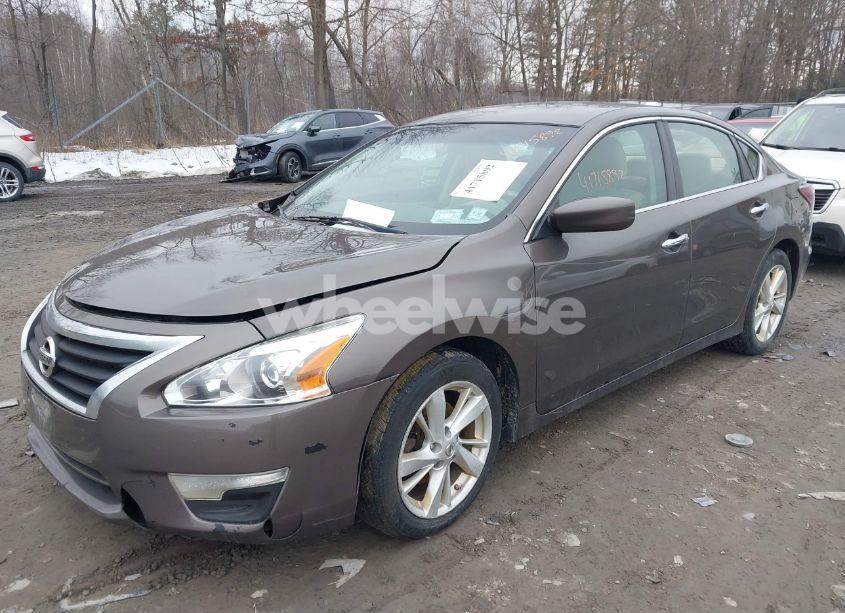 Photo 2 of 2014 Nissan Altima 2.5 SV (VIN 1N4AL3AP5EC160721)