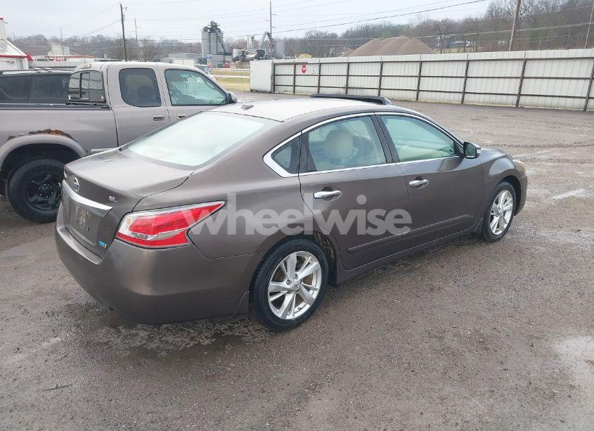 Photo 4 of 2014 Nissan Altima 2.5 SL (VIN 1N4AL3AP5EC164798)