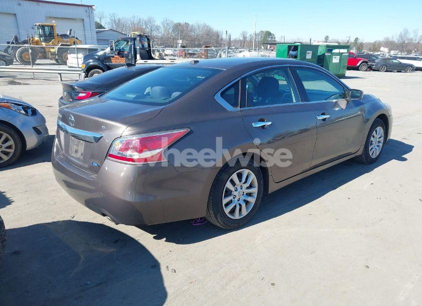 Photo 4 of 2014 Nissan Altima 2.5 S (VIN 1N4AL3AP5EC174201)