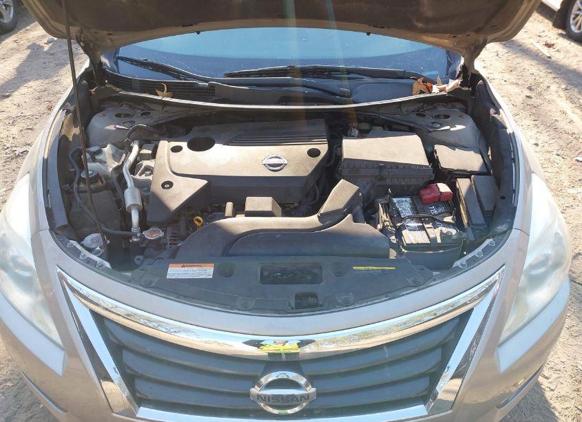 Photo 10 of 2014 Nissan Altima 2.5 S (VIN 1N4AL3AP5EC184081)