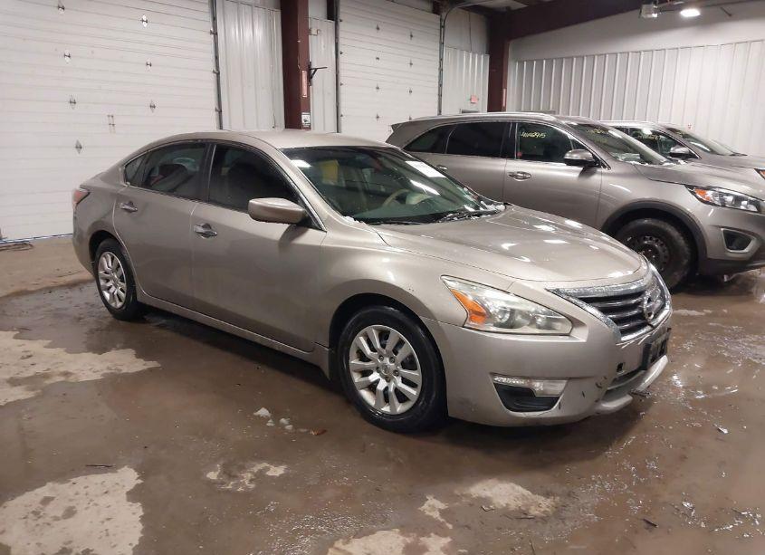 2014 Nissan Altima 2.5 S (VIN 1N4AL3AP5EC189359) main photo