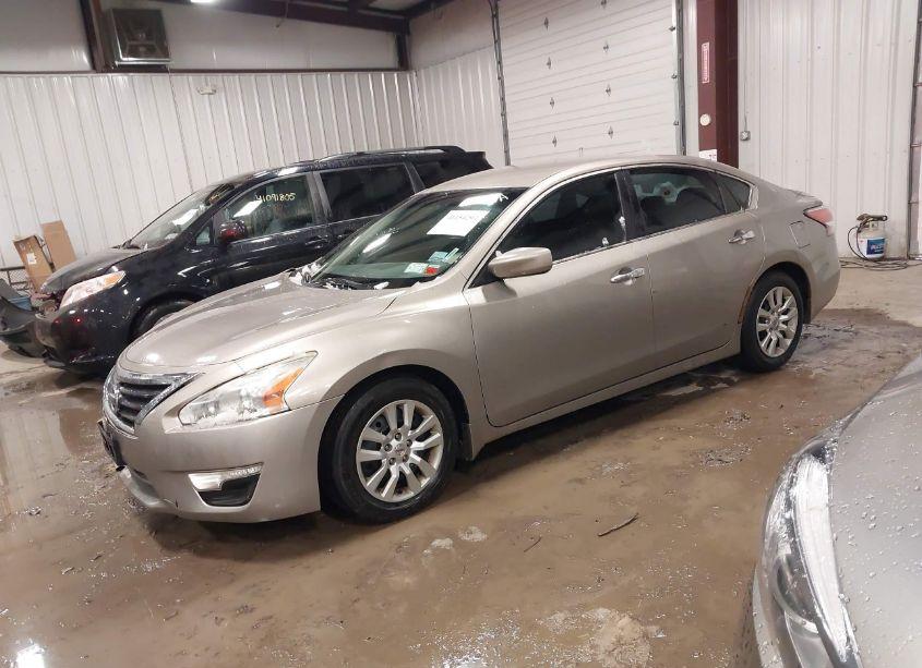 Photo 2 of 2014 Nissan Altima 2.5 S (VIN 1N4AL3AP5EC189359)