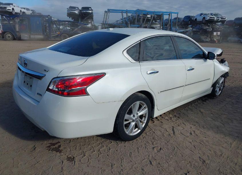 Photo 4 of 2014 Nissan Altima 2.5 SV (VIN 1N4AL3AP5EC192102)