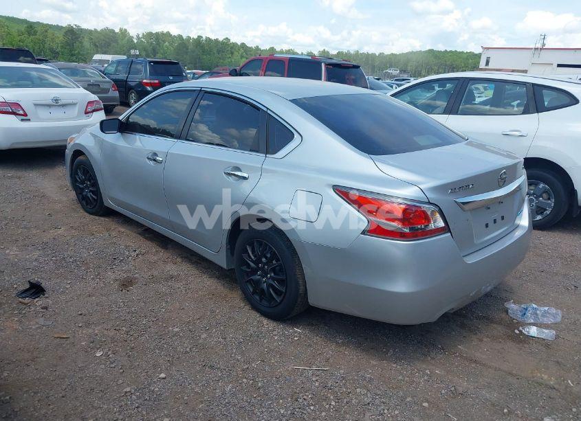 Photo 3 of 2014 Nissan Altima 2.5 S (VIN 1N4AL3AP5EC278672)