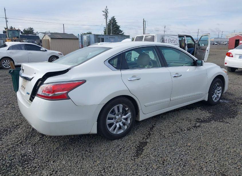 Photo 4 of 2014 Nissan Altima 2.5 S (VIN 1N4AL3AP5EC319964)