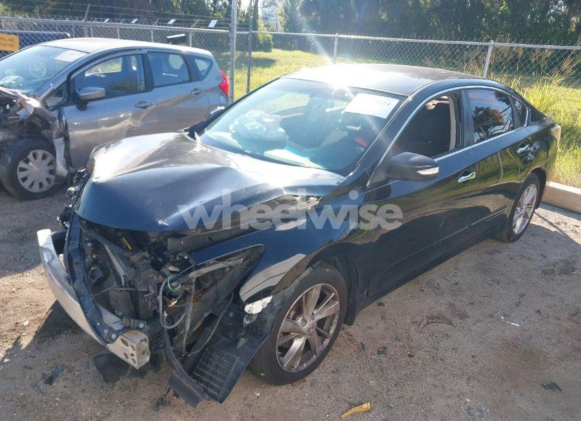 Photo 2 of 2014 Nissan Altima 2.5 SV (VIN 1N4AL3AP5EC329054)