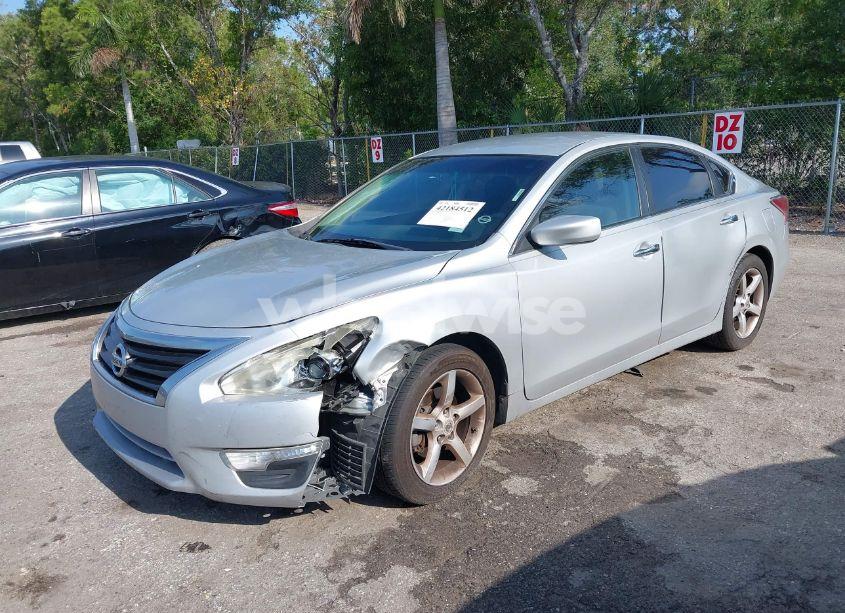 Photo 2 of 2014 Nissan Altima 2.5 S (VIN 1N4AL3AP5EC329314)