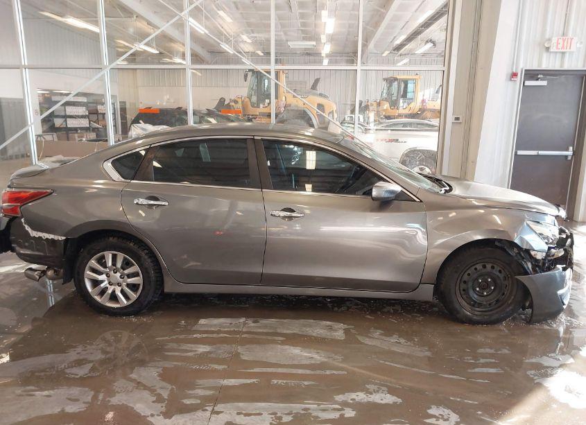 Photo 13 of 2014 Nissan Altima 2.5/2.5 S/2.5 SL/2.5 SV (VIN 1N4AL3AP5EC402410)