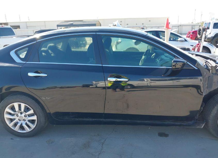 Photo 13 of 2014 Nissan Altima 2.5 S (VIN 1N4AL3AP5EN213082)