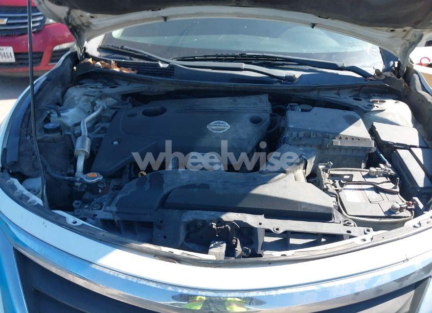 Photo 10 of 2014 Nissan Altima 2.5 S (VIN 1N4AL3AP5EN226947)