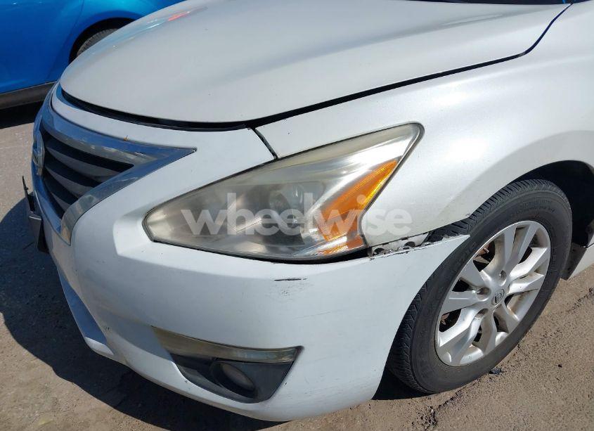 Photo 6 of 2014 Nissan Altima 2.5 S (VIN 1N4AL3AP5EN226947)
