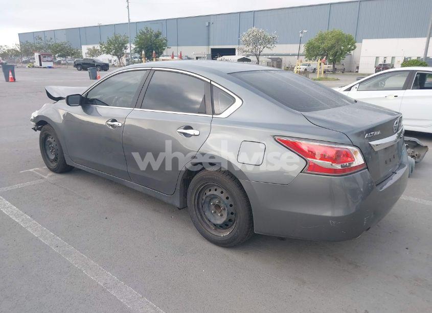 Photo 3 of 2014 Nissan Altima 2.5 S (VIN 1N4AL3AP5EN332279)