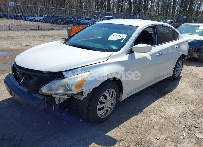 Photo 2 of 2014 Nissan Altima 2.5 S (VIN 1N4AL3AP5EN338177)