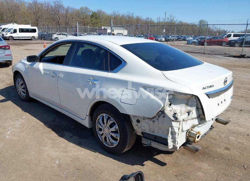 Photo 3 of 2014 Nissan Altima 2.5 S (VIN 1N4AL3AP5EN338177)