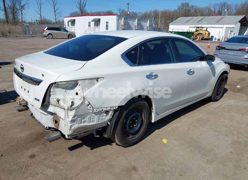 Photo 4 of 2014 Nissan Altima 2.5 S (VIN 1N4AL3AP5EN338177)