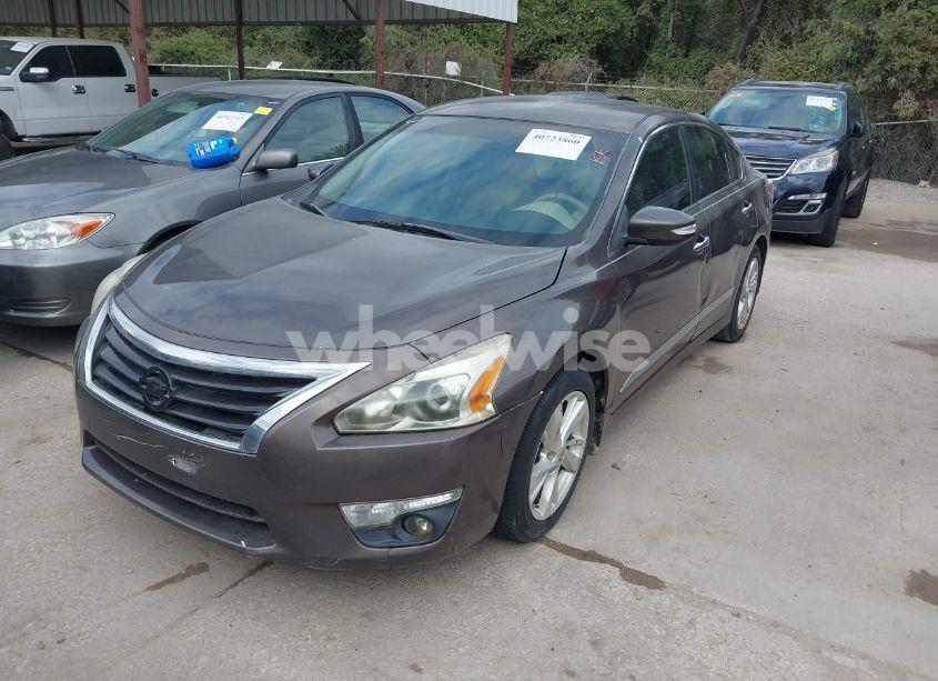 Photo 2 of 2014 Nissan Altima 2.5 SL (VIN 1N4AL3AP5EN355268)