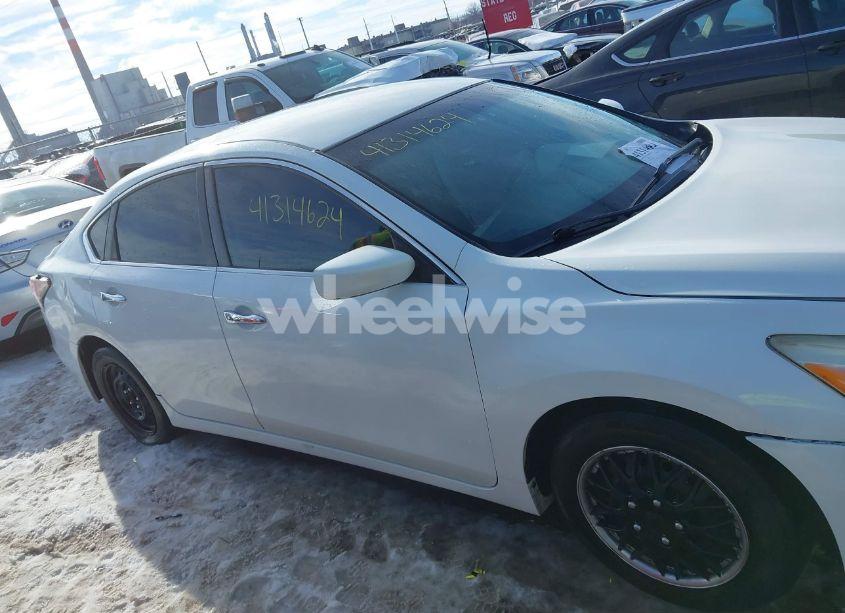 Photo 13 of 2014 Nissan Altima 2.5/2.5 S/2.5 SL/2.5 SV (VIN 1N4AL3AP5EN356310)