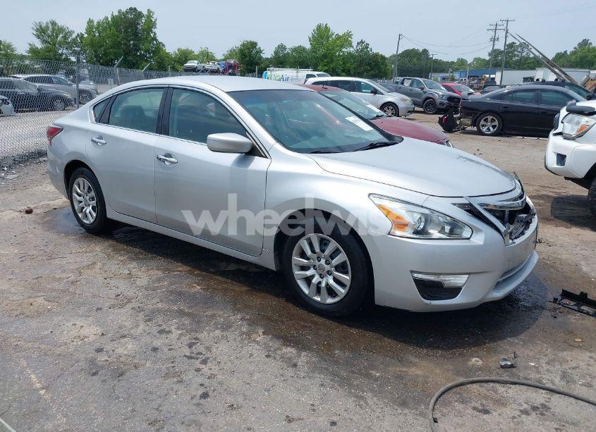 2014 Nissan Altima 2.5 S (VIN 1N4AL3AP5EN367209) main photo