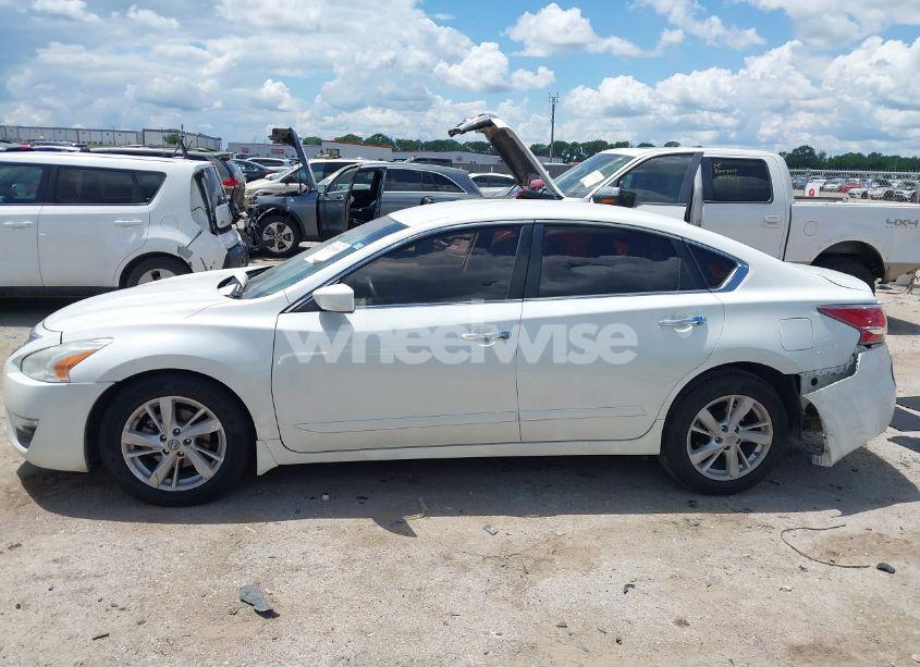 Photo 14 of 2014 Nissan Altima 2.5 S (VIN 1N4AL3AP5EN379957)