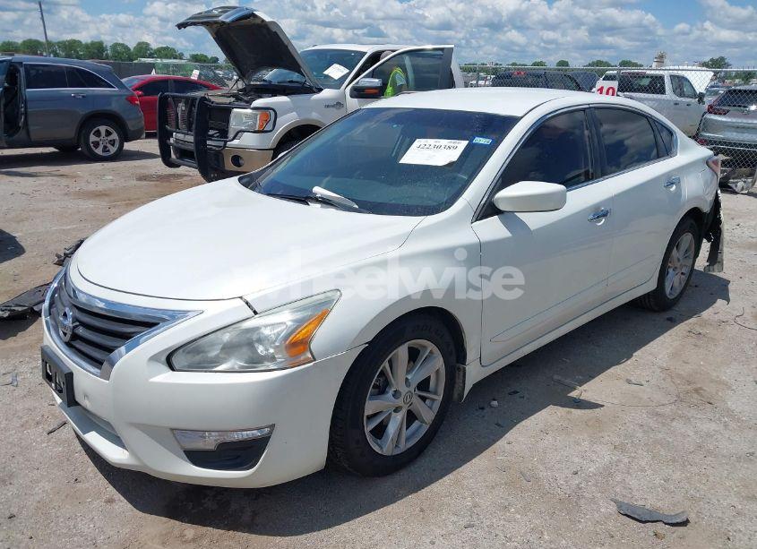 Photo 2 of 2014 Nissan Altima 2.5 S (VIN 1N4AL3AP5EN379957)