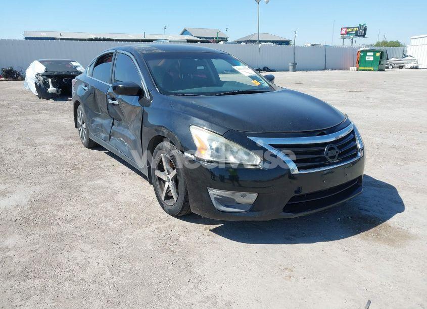 2015 Nissan Altima 2.5 S (VIN 1N4AL3AP5FC110659) main photo