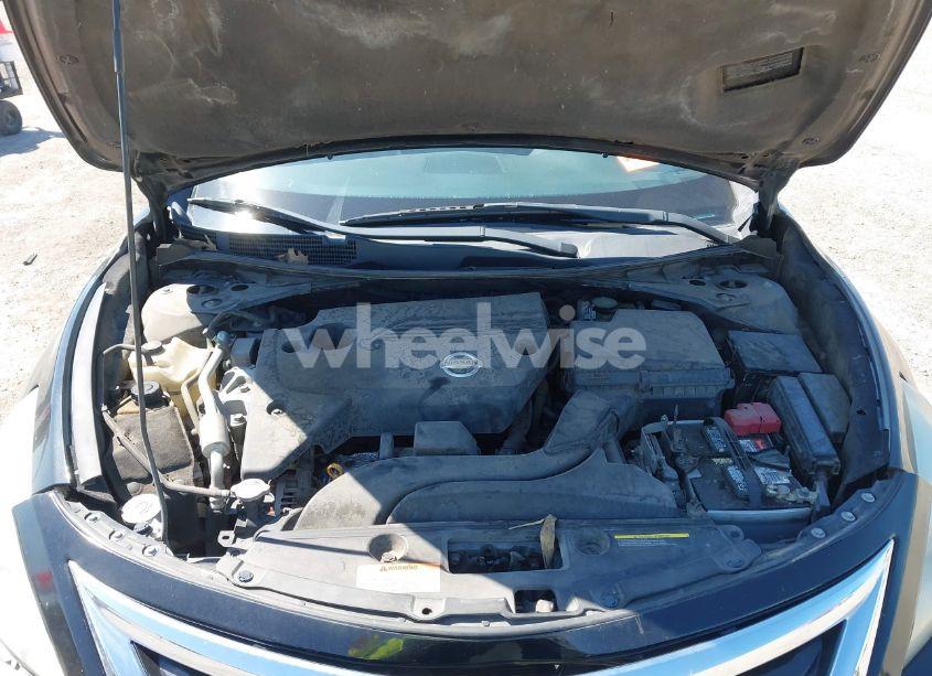 Photo 10 of 2015 Nissan Altima 2.5 S (VIN 1N4AL3AP5FC110659)