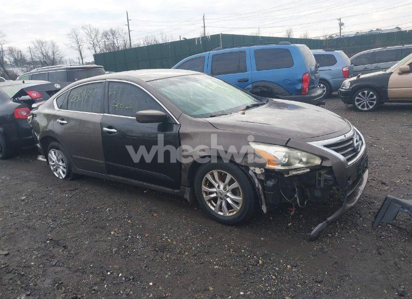 2015 Nissan Altima 2.5 S (VIN 1N4AL3AP5FC114968) main photo