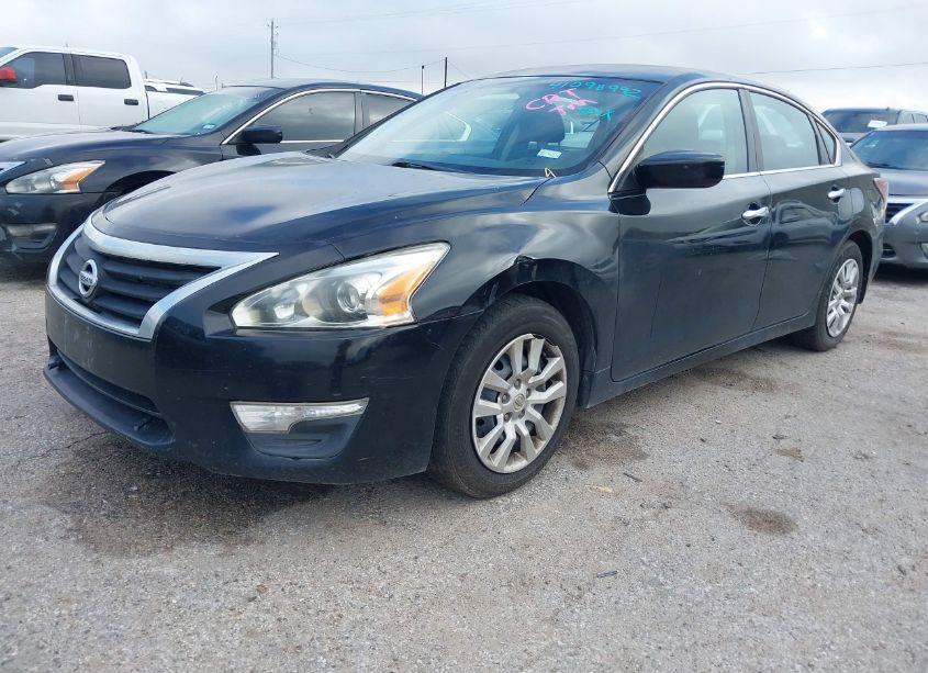 Photo 2 of 2015 Nissan Altima 2.5 S (VIN 1N4AL3AP5FC116171)
