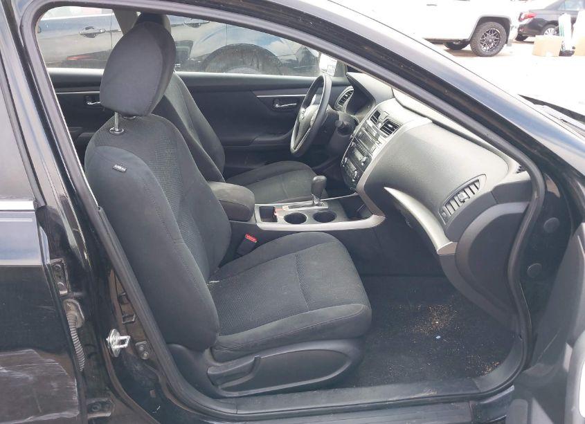 Photo 5 of 2015 Nissan Altima 2.5 S (VIN 1N4AL3AP5FC116171)